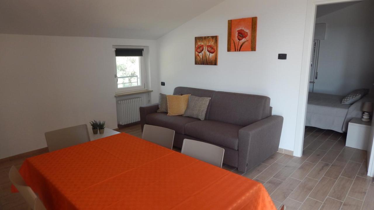 Poggio Di Pastrengo Apartment Luaran gambar