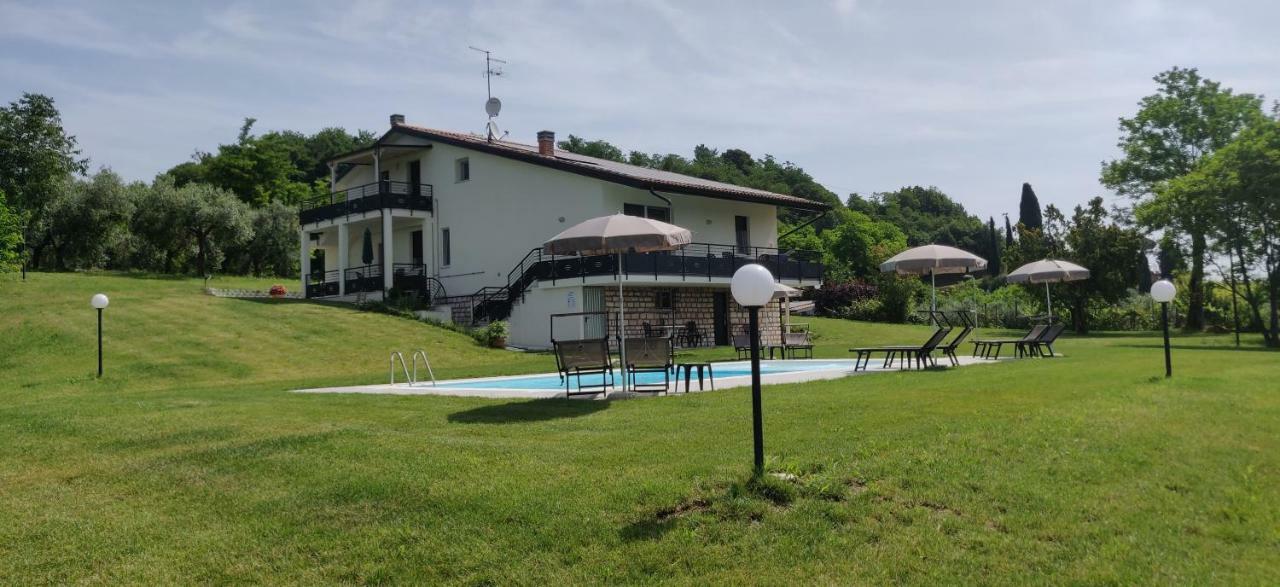 Poggio Di Pastrengo Apartment Luaran gambar